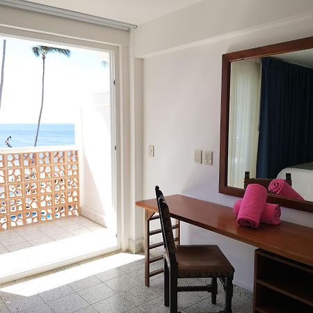 Hotel Rosita Puerto Vallarta Exteriör bild