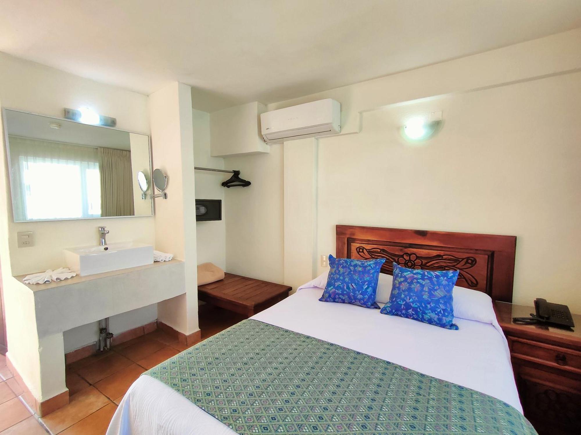 Hotel Rosita Puerto Vallarta Exteriör bild