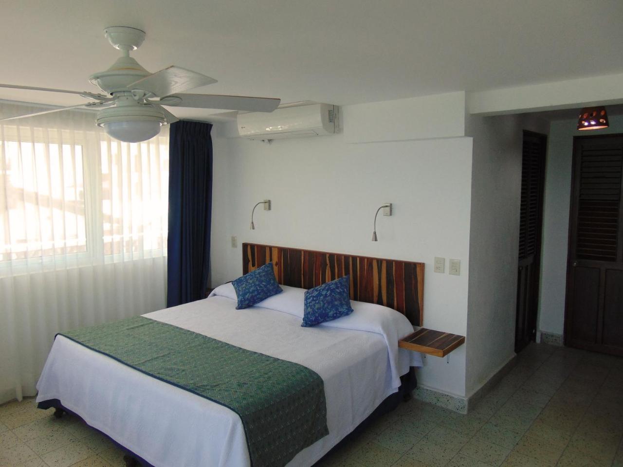 Hotel Rosita Puerto Vallarta Exteriör bild