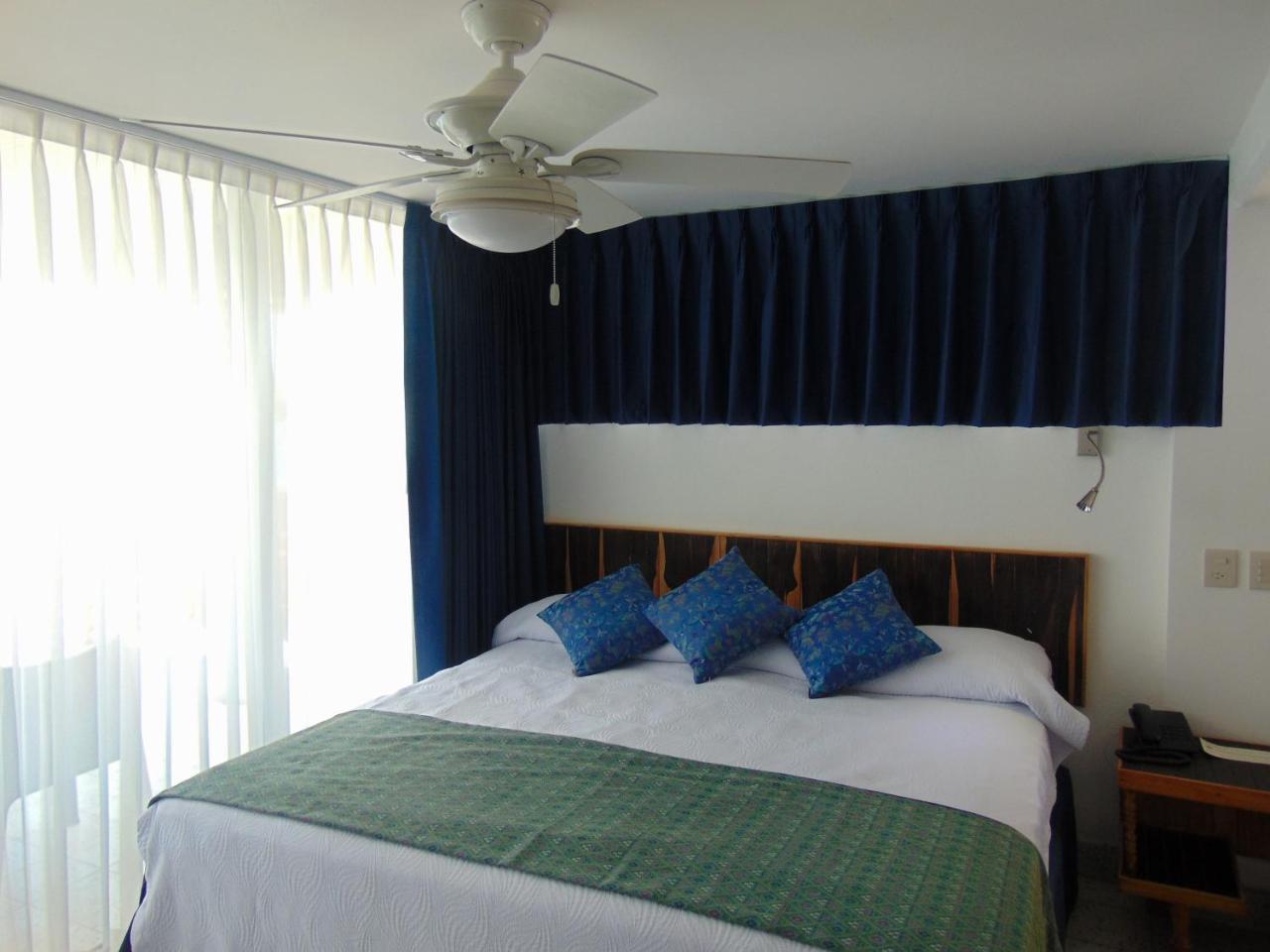 Hotel Rosita Puerto Vallarta Exteriör bild